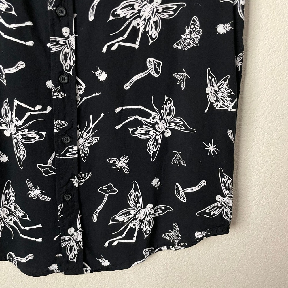 Hot Topic Top Womens Medium Skeleton Fairy Mushroom Bug Novelty Grunge Goth - Picture 6 of 10